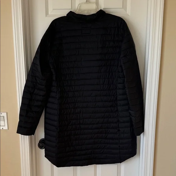 Old Navy Water-Resistant Narrow-Channel Quilted Long Puffer Coat - Black - XL - Picture 8 of 10